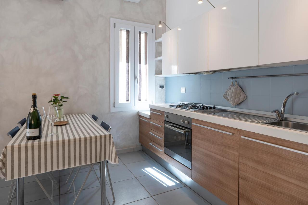Appartamenti Amelia e Corrado Marina di Ragusa Exterior foto
